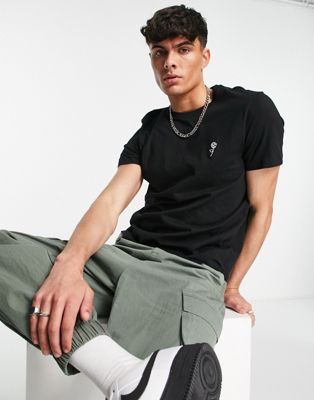 New Look t-shirt with rose embroidery in black - ASOS Price Checker