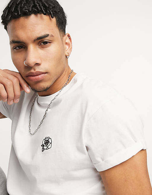 New Look t-shirt with rose sketch embroidery in white | ASOS