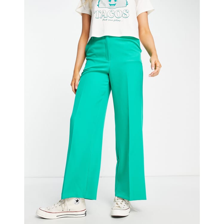 Green trousers 2024 new look