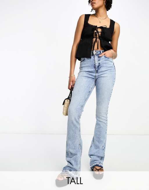 New Look Tall - Blå jeans med svaj og kantdetalje forneden i syrevask