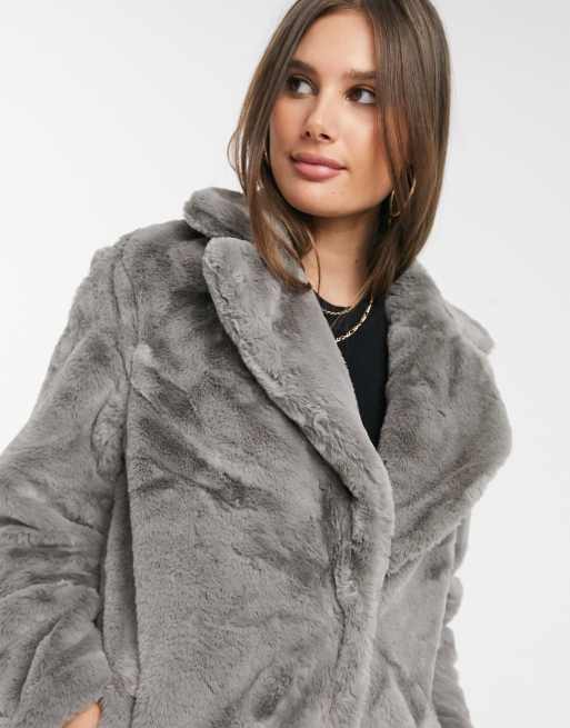 Grey faux fur 2024 coat new look