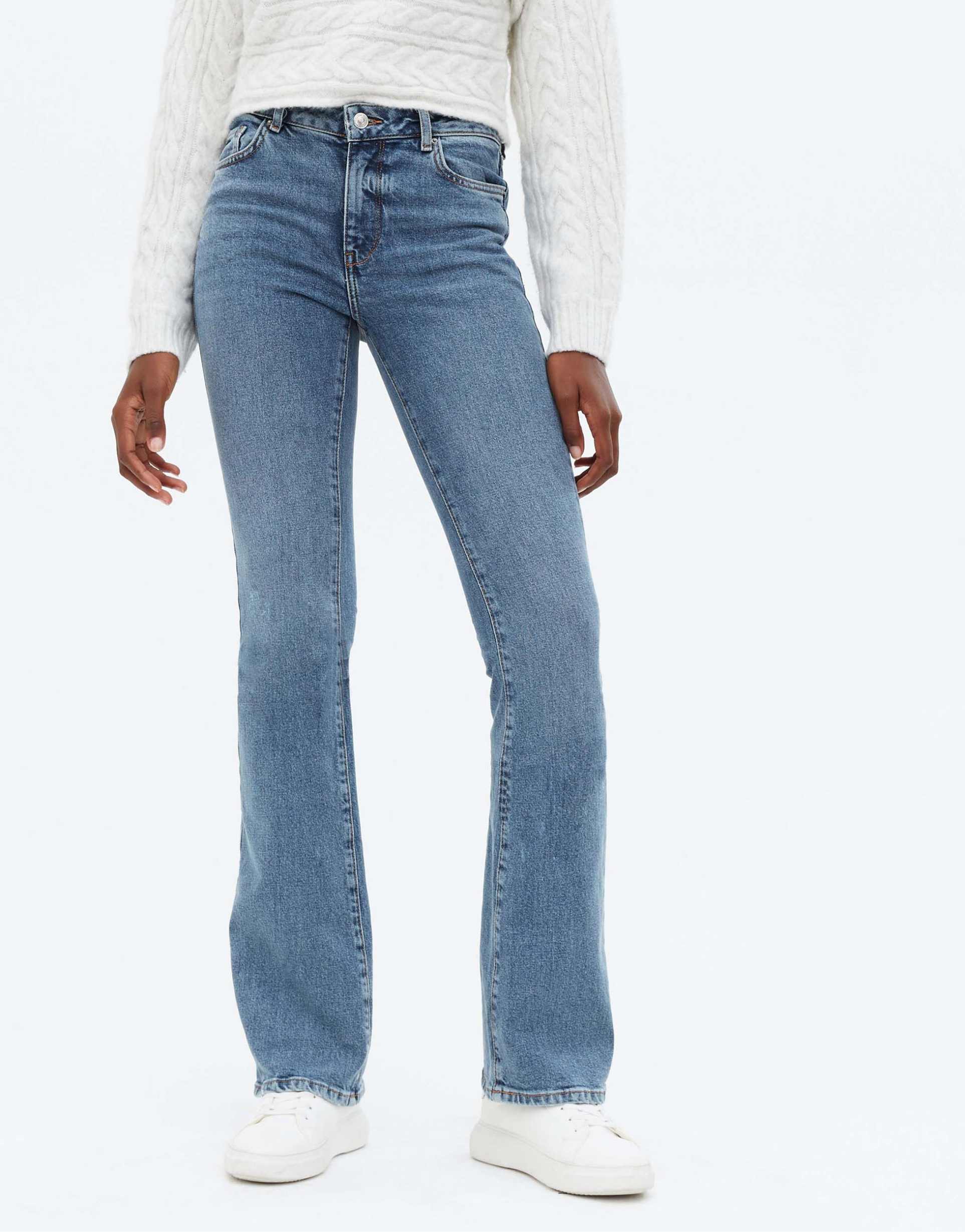 That jeans are new. Одежда нью джинс. джинсы буткат женские фото. new jeans. даниэлла нью джинс рост.