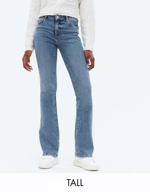 New Look Tall - Flared jeans in blauw