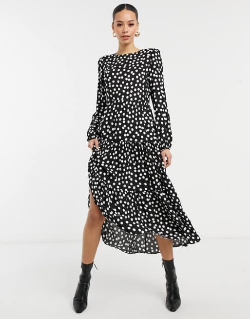 New Look Tall - Lagdelt midikjole med lange ærmer i sort med prikker, 4 af 4