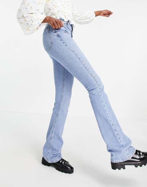 New Look Tall mom flare jeans in light blue ASOS