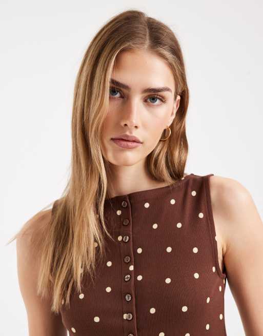 New Look – Tanktop in Braun mit Polka-Dots, Knopfleiste und U-Boot-Ausschnitt, 3 von 4