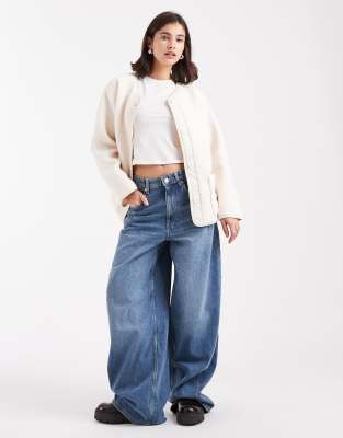 New Look - Teddyfell-Jacke in Cremeweiß mit Knopfleiste