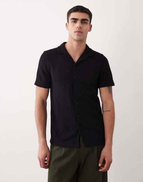 New Look textured knitted revere shirt in black - view 1