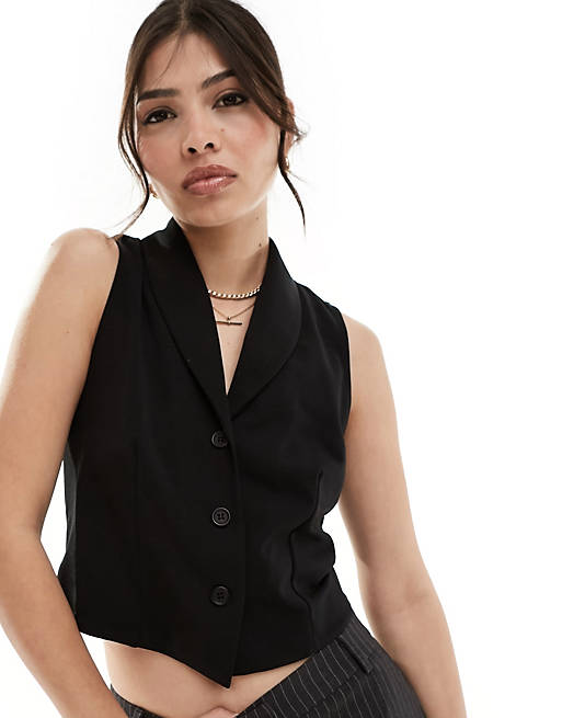 New Look three button waistcoat in black | ASOS