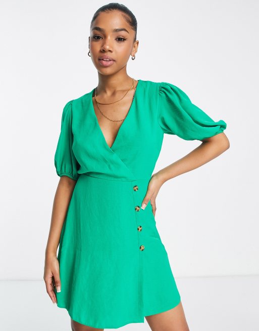 New Look tie back v neck mini dress in green | ASOS