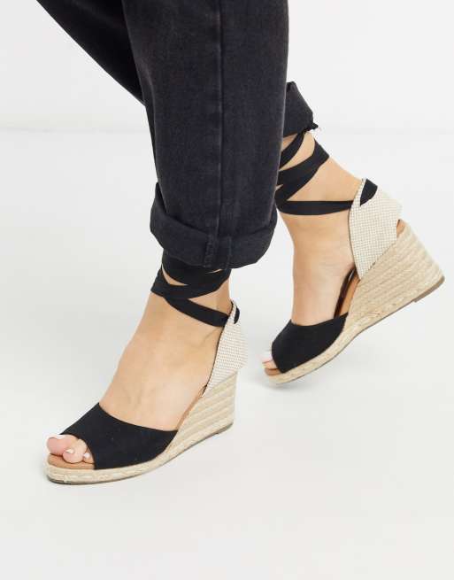 Look tie up canvas espadrille wedges in black |