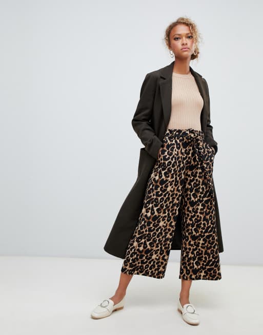 New Look tie waist crop trousers in leopard print