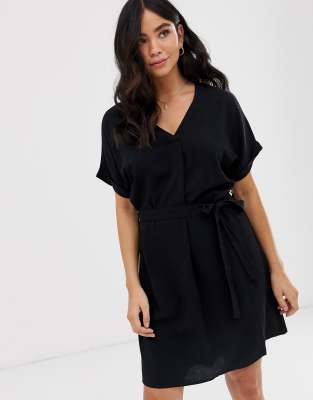 plain black tunic dress