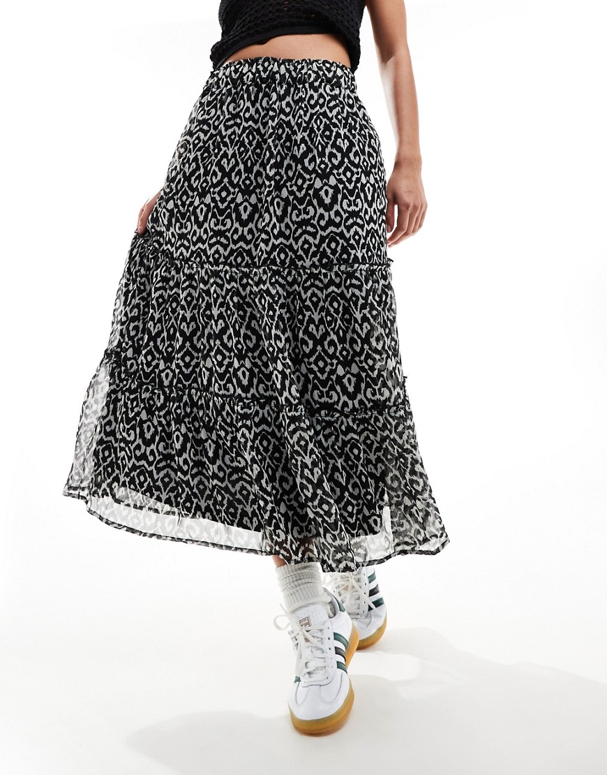 New Look tiered midi skirt in black print
