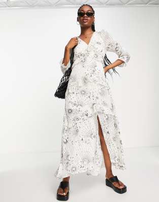 New Look Tiered Ruffle Detail Maxi Dress With Side Split In Black Mystic Print-white