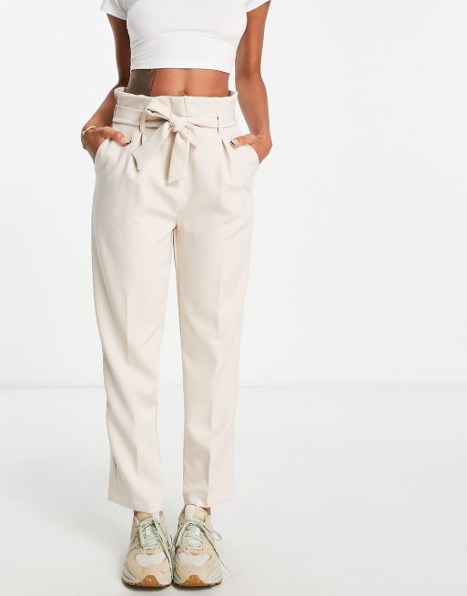 New Look - Toelopende broek met riem en hoge taille in stone