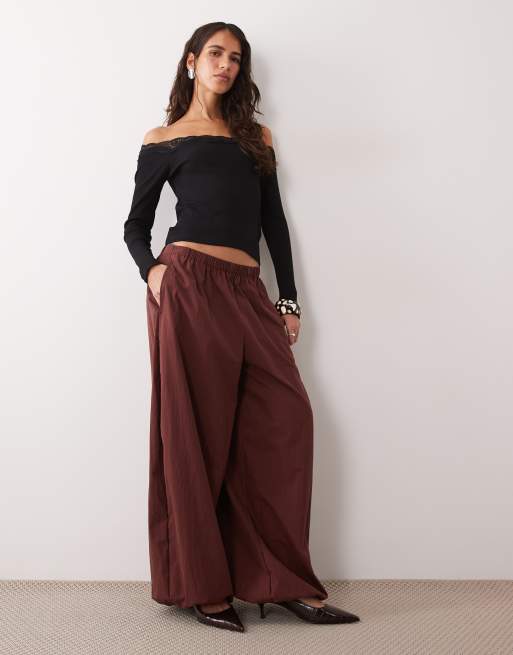 New Look top bardot con bordo in pizzo nero, 2 di 4
