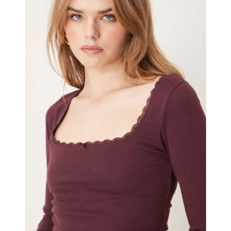 Crop Top Dentelle New Look - Épaules Dénudées, Bordure Dentelée - Taille 15 Ans - Occasion Bon état