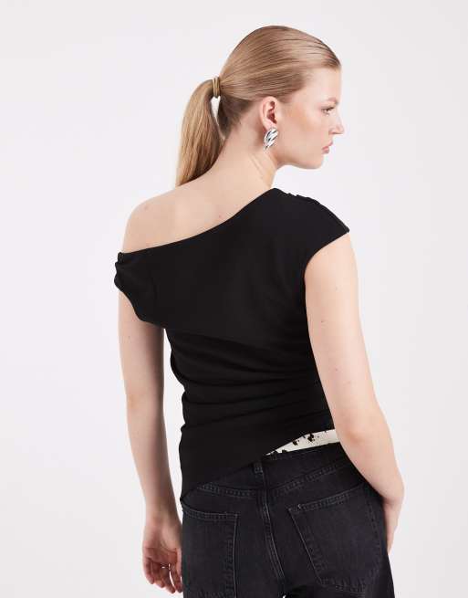 New Look – Top in Schwarz aus Stoff in Neoprenoptik mit abfallender Schulterpartie, 3 von 4