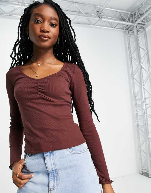 New Look - Top met rimpeleffect en korsetdetails in chocoladebruin