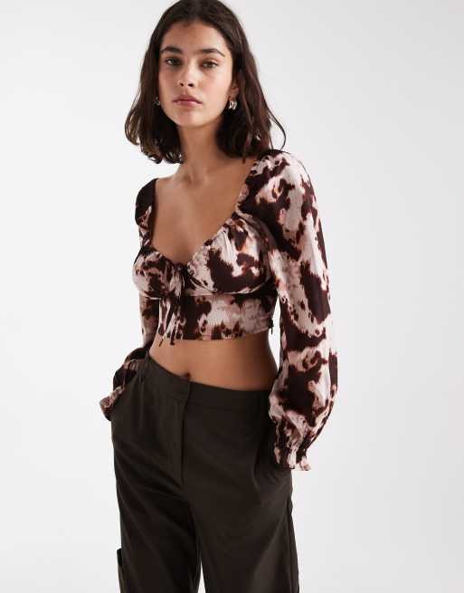 New Look – Top o fasonie milkmaid z długimi rękawami we wzór w brązowe krowie łaty