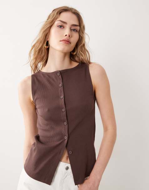 New Look - Top senza maniche marrone con scollo a barchetta e bottoni - view 1