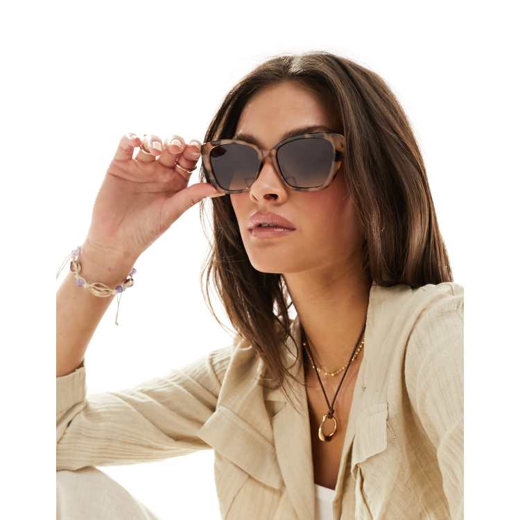  brown tortoise shell cat eye vintage arm design fashionista sunglasses Embellished 90s Cat Eye Vintage Sunglasses - Asa – Sunglass  main image 2