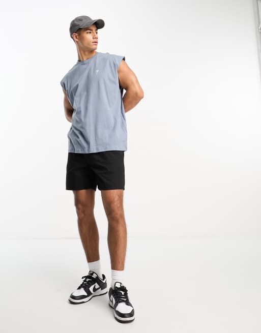 New Look – Trägershirt in Indigoblau mit aufgestickter Rose
