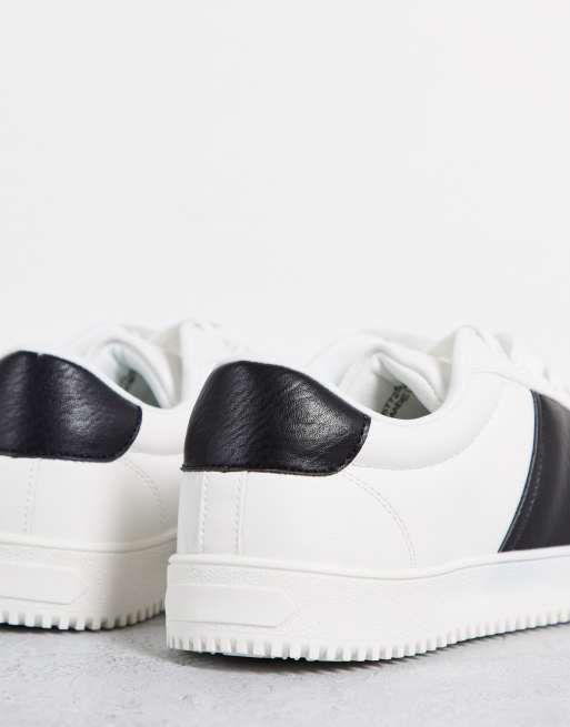 New Look trainer with side stripe in white | ASOS