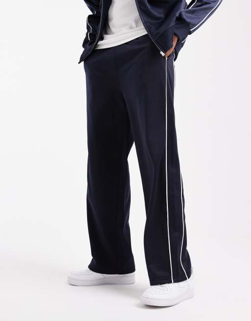 New Look tricot tracksuit joggers in navy, 2 of 5