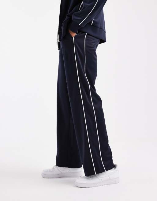 New Look tricot tracksuit joggers in navy, 3 of 5