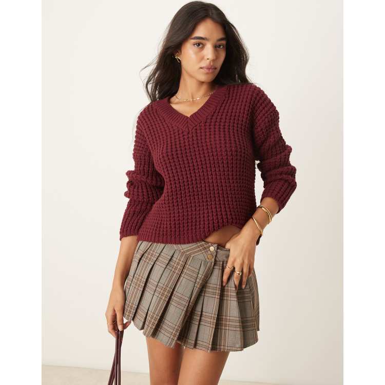 New Look v neck jumper in burgundy ASOS