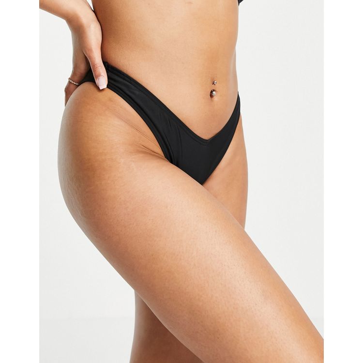 New Look v shape bikini bottoms in black