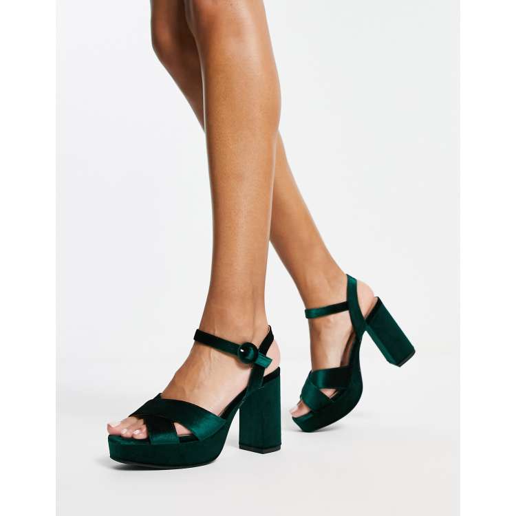 New Look velvet platform heeled sandals in green