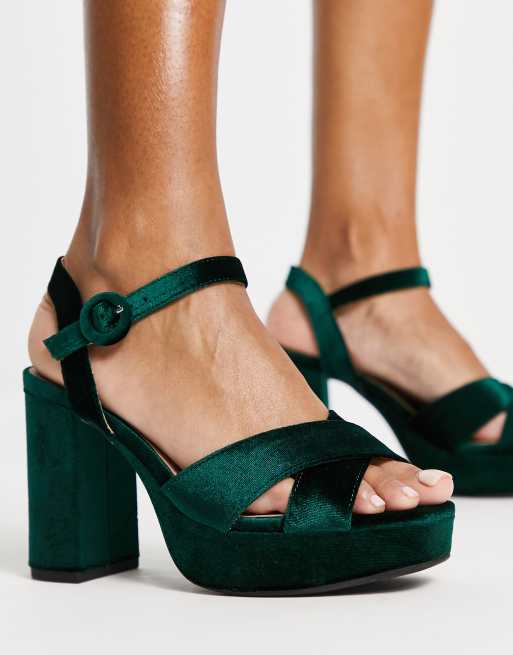 New Look velvet platform heeled sandals in green