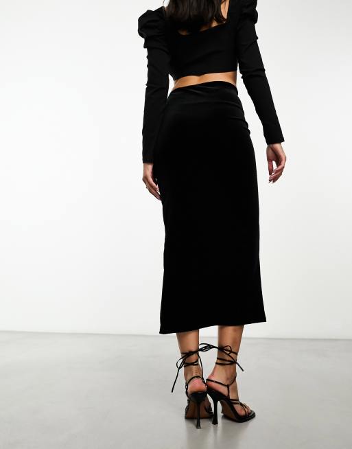 New Look velvet ruched side split midi skirt in black ASOS