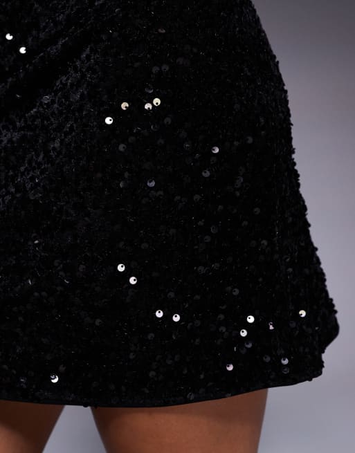 New Look velvet sequin mini skirt in black, 4 of 5