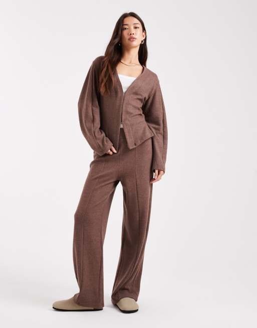 New Look - Vest met V-hals in bruin, deel van co-ord set, 2 van 4