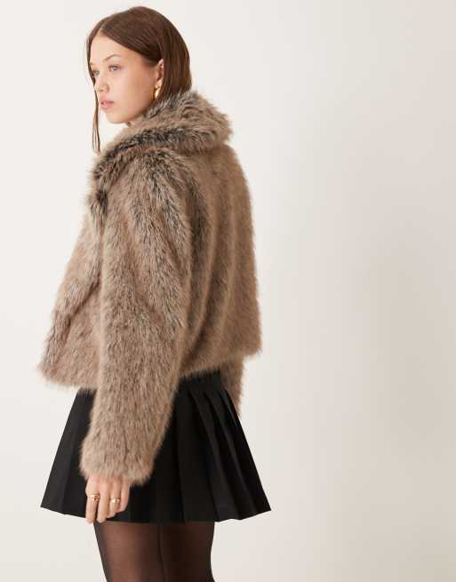 New Look - Veste courte en fausse fourrure - Argenté, 4 de 4