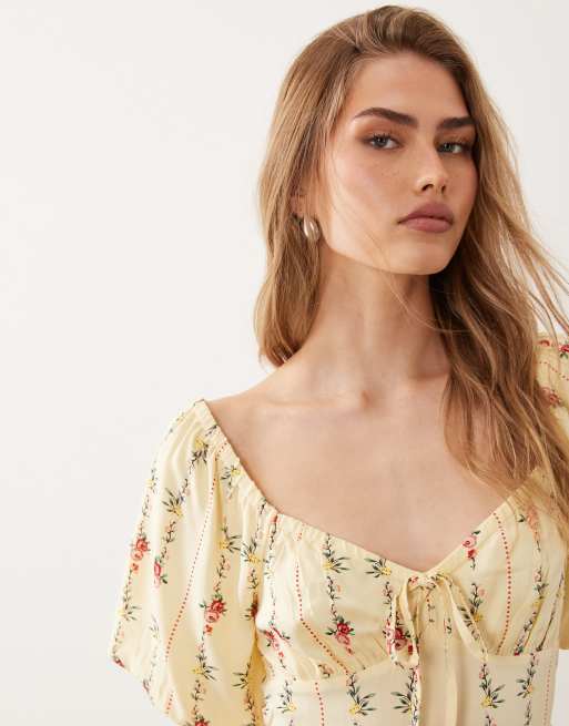 New Look - Vestido corto amarillo estilo mesonera con estampado floral, 3 de 4
