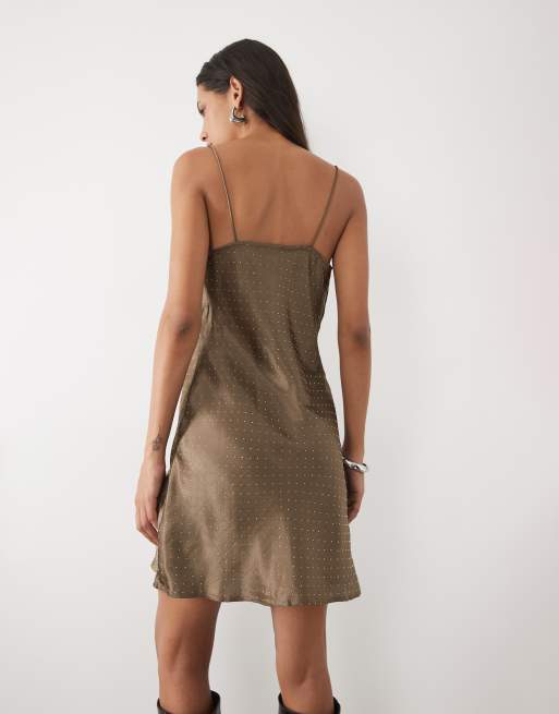 New Look - vestido mini con cuello desbocado en mink, 4 de 4