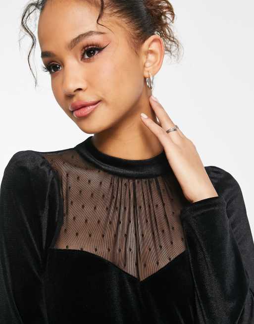 New Look - Vestito a maniche lunghe in velluto nero con dettaglio in pizzo trasparente, 3 di 4