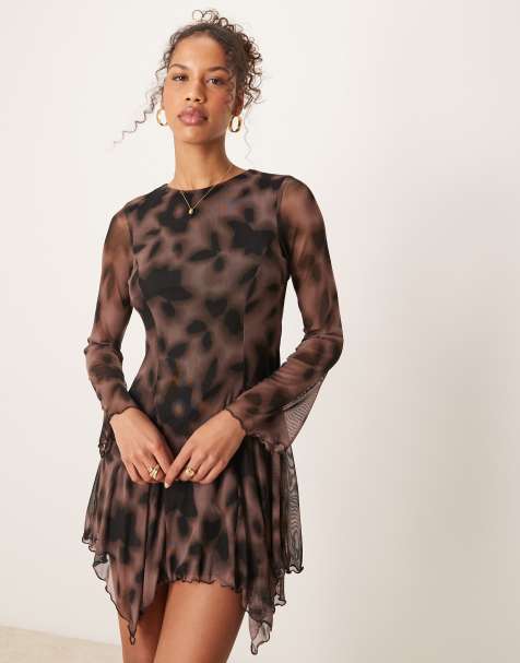 New Look - Vestito corto in rete a maniche lunghe marrone a fiori - view 1