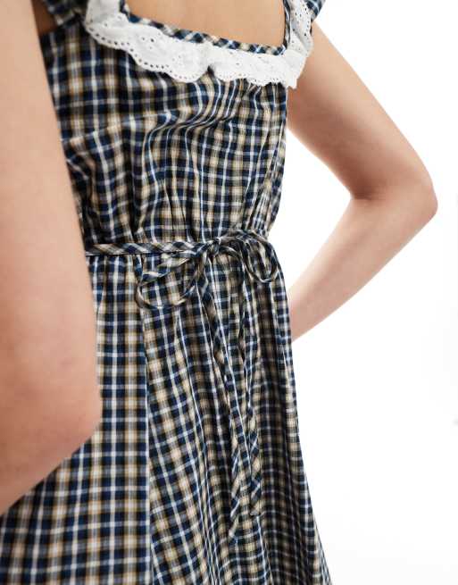 New Look - Vestito corto nero a quadri con finiture in pizzo, 3 di 4