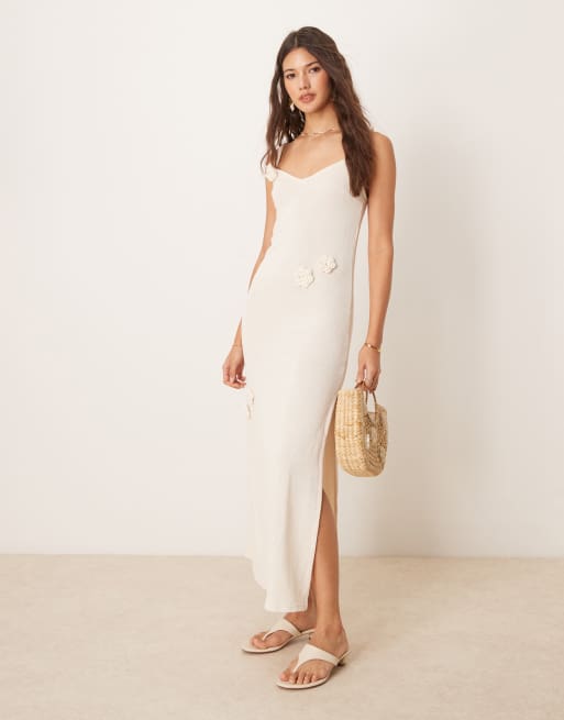 New Look - Vestito da mare lungo all'uncinetto color crema con fiori