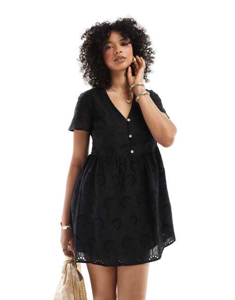 New Look - Vestito grembiule corto in pizzo nero - view 1