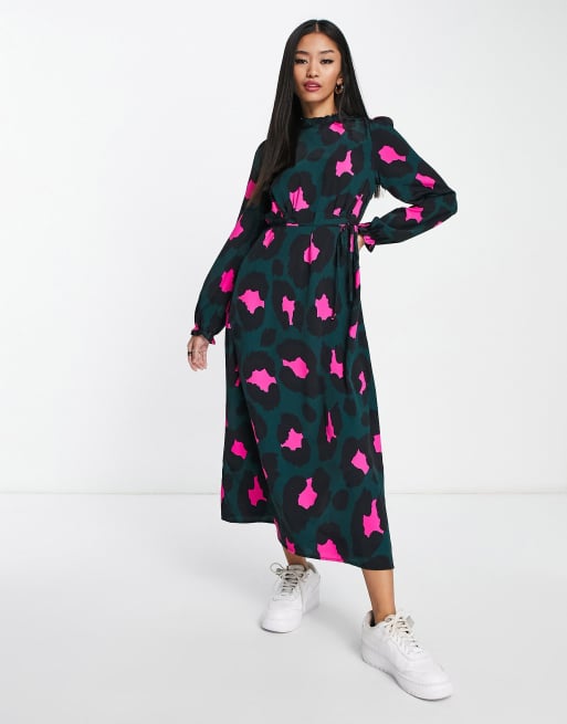 New Look - Vestito midi a maniche lunghe allacciato in vita con stampa leopardata verde e rosa