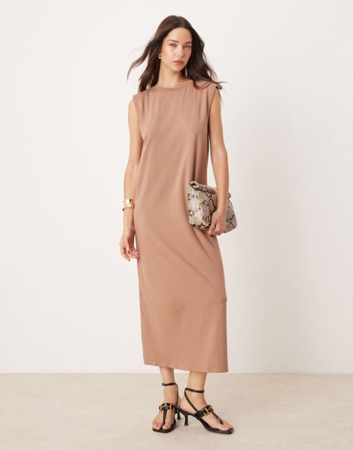 New Look - Vestito midi color visone con spalline