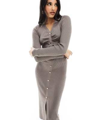 New Look - Vestito midi in maglia color visone con bottoni e ...