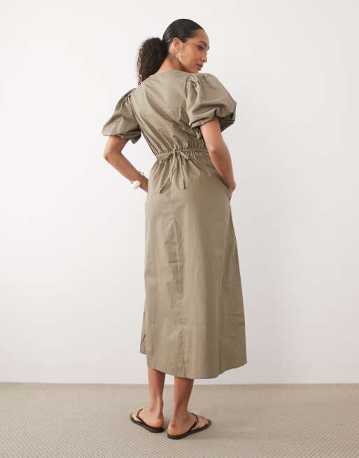 New Look - Vestito midi kaki scuro con maniche a sbuffo e scollo a V, 4 di 4